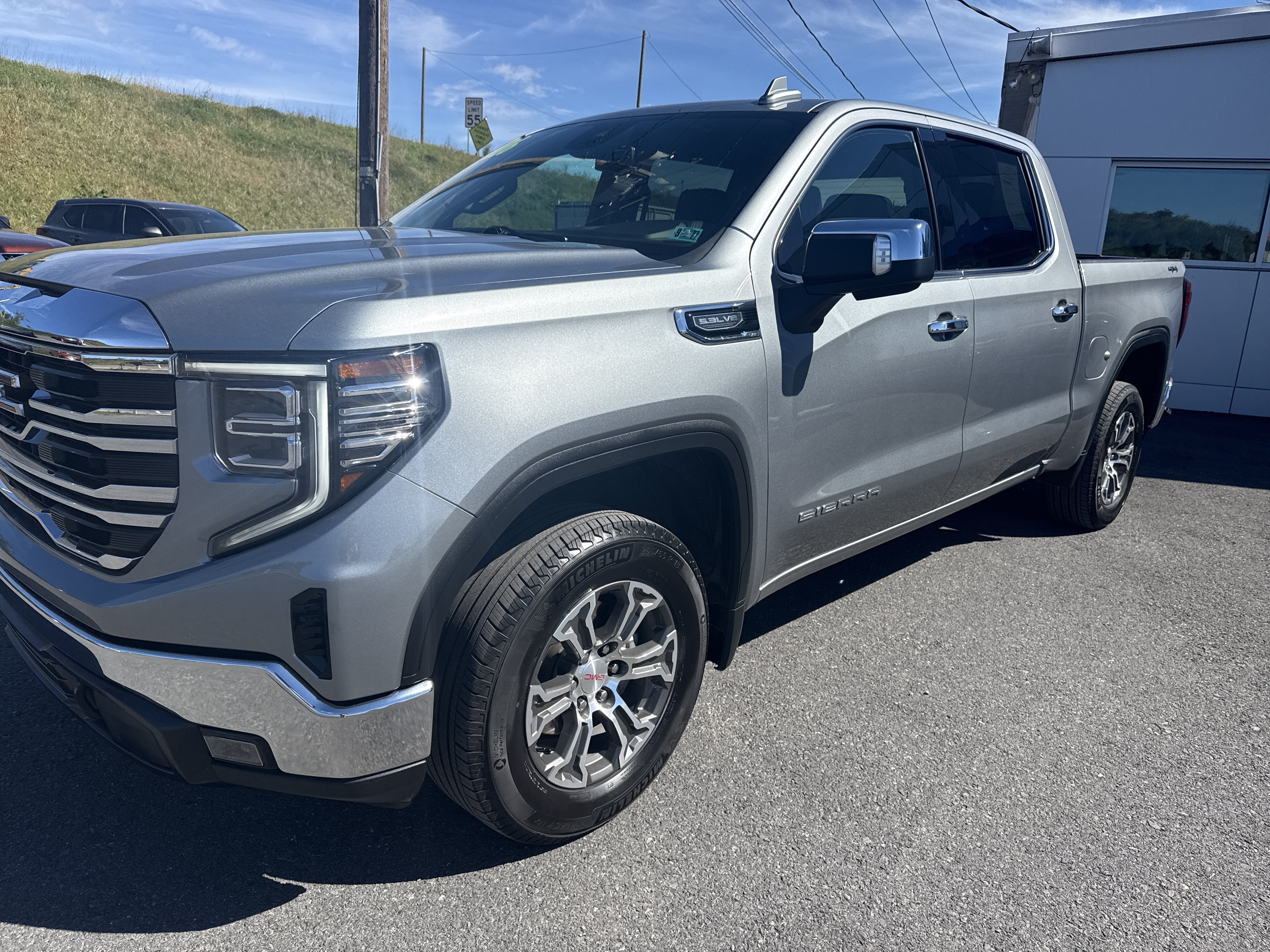 2026 GMC Sierra 1500 SLT