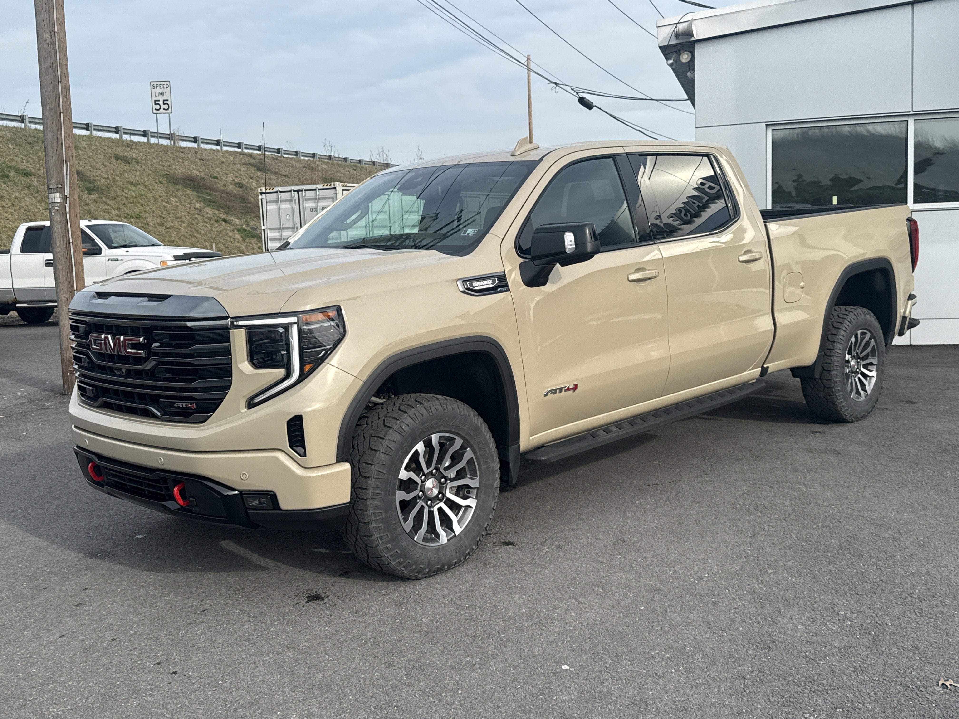 2022 GMC Sierra 1500 AT4