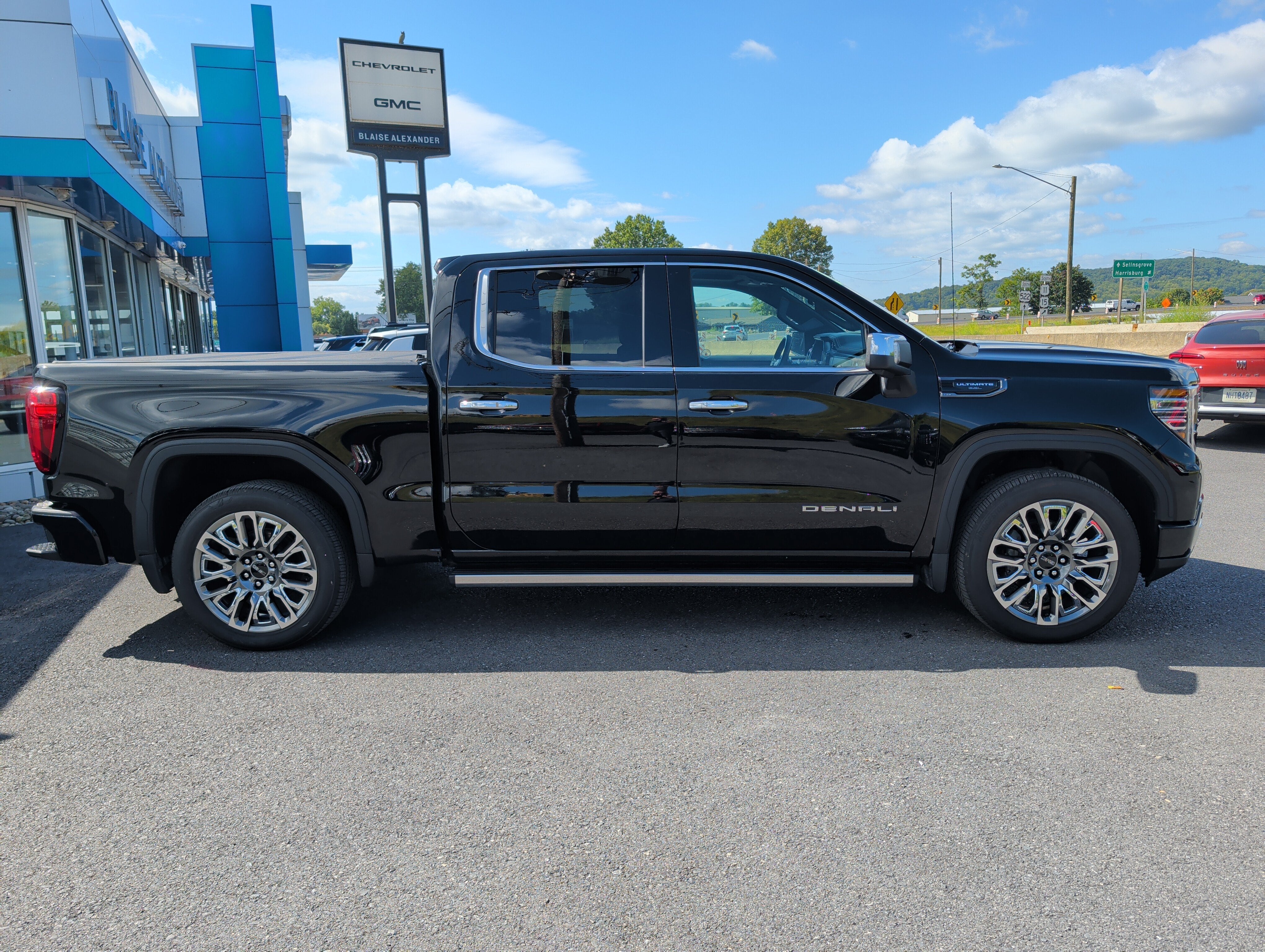 2025 GMC Sierra 1500 Denali Ultimate