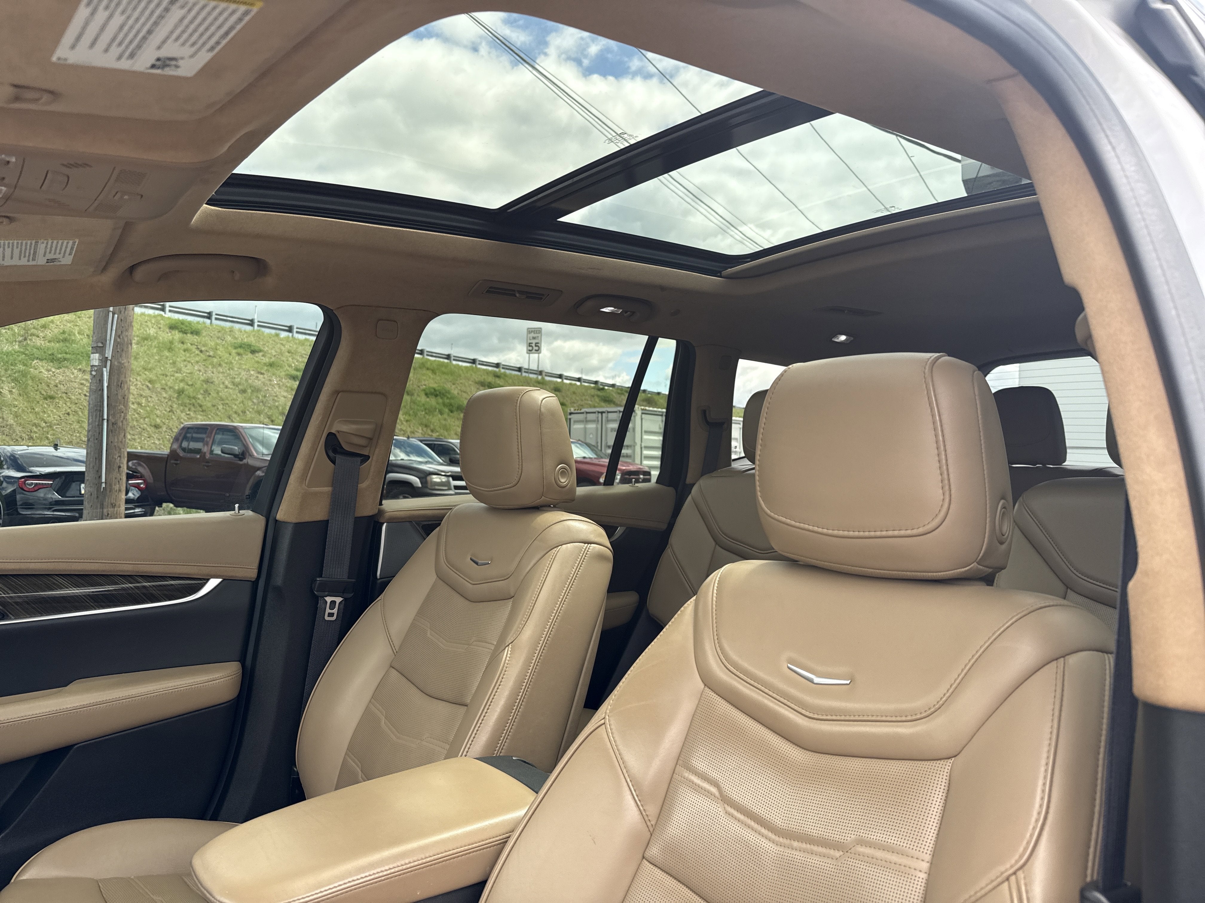 2022 Cadillac XT6 Premium Luxury