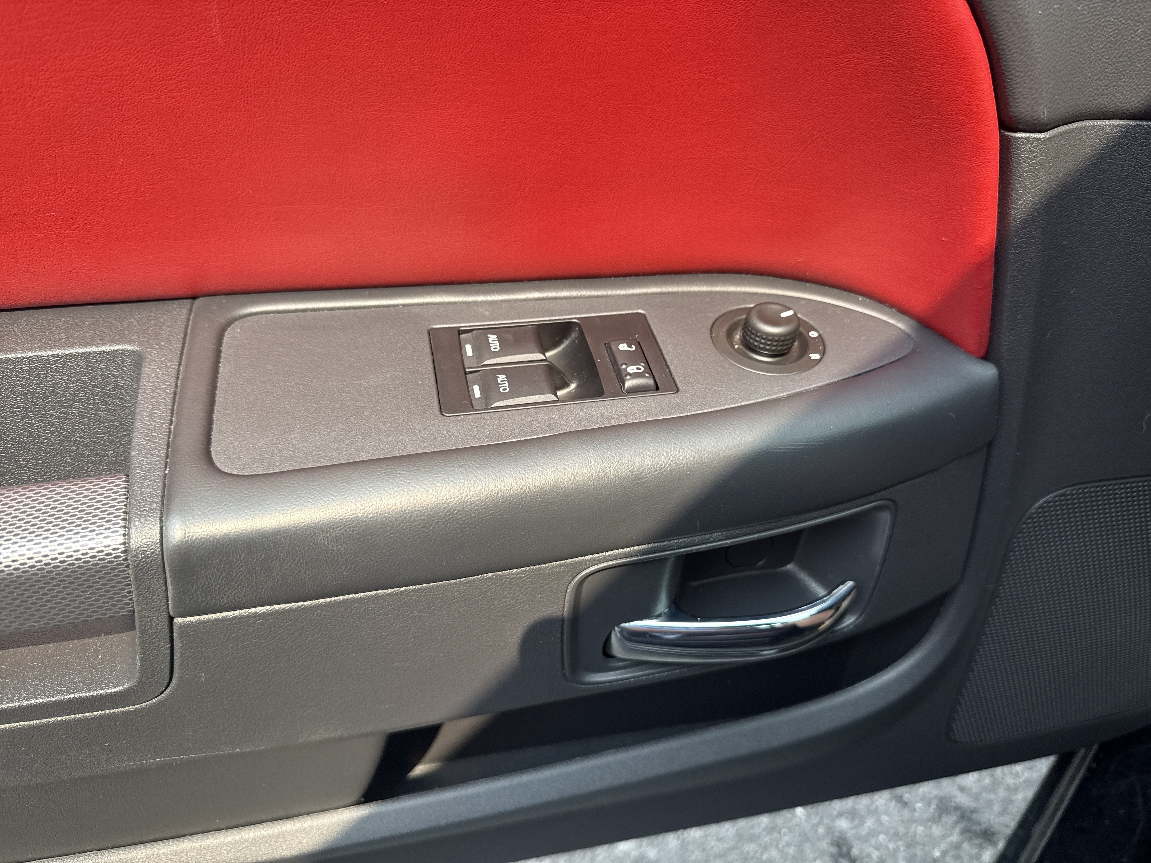 2013 Dodge Challenger R/T Plus