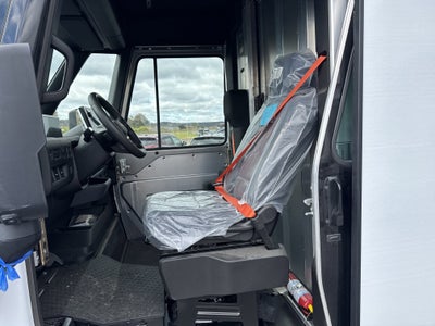 2025 Chevrolet BrightDrop 400 AWD 400