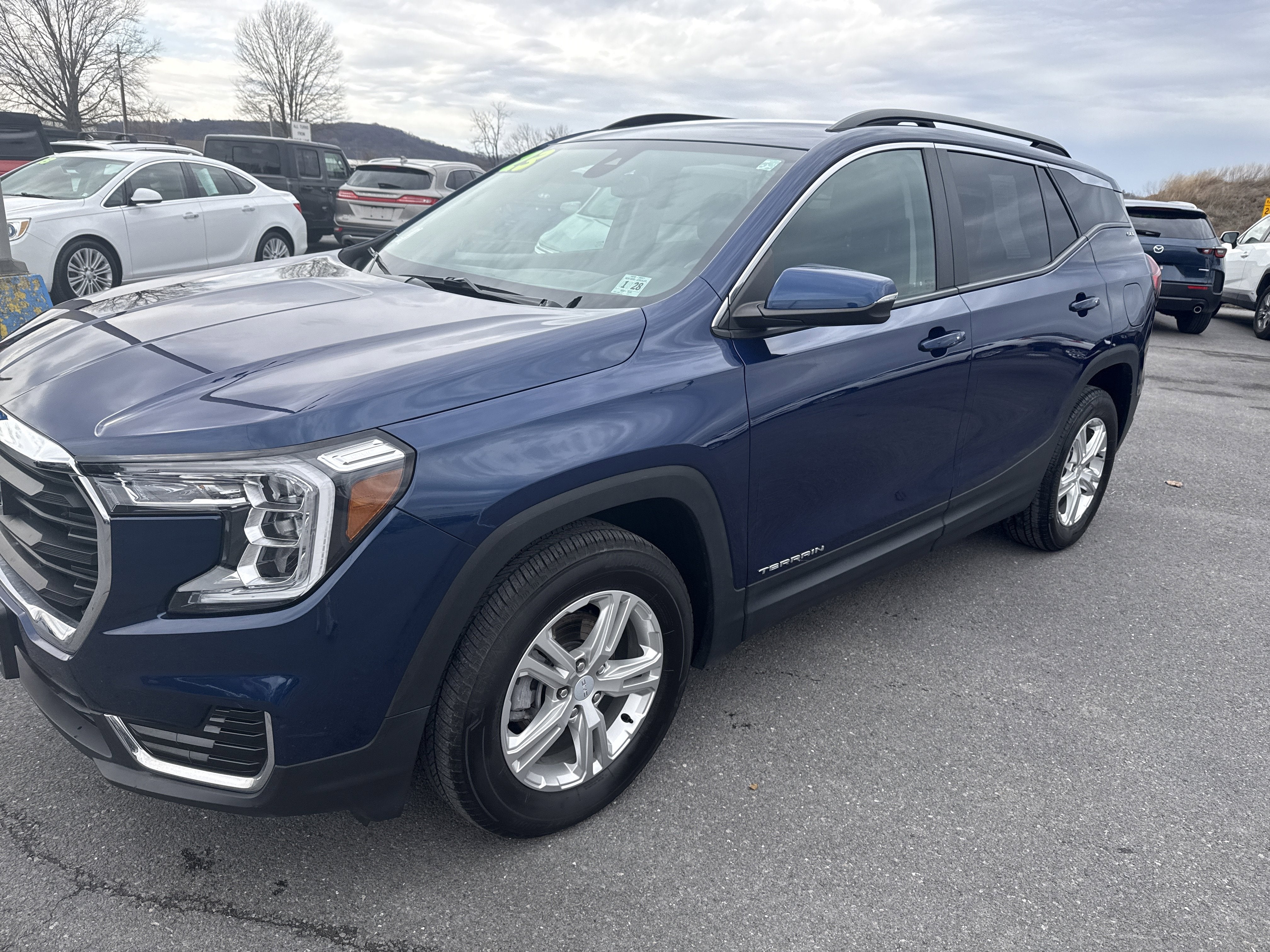 2023 GMC Terrain SLE