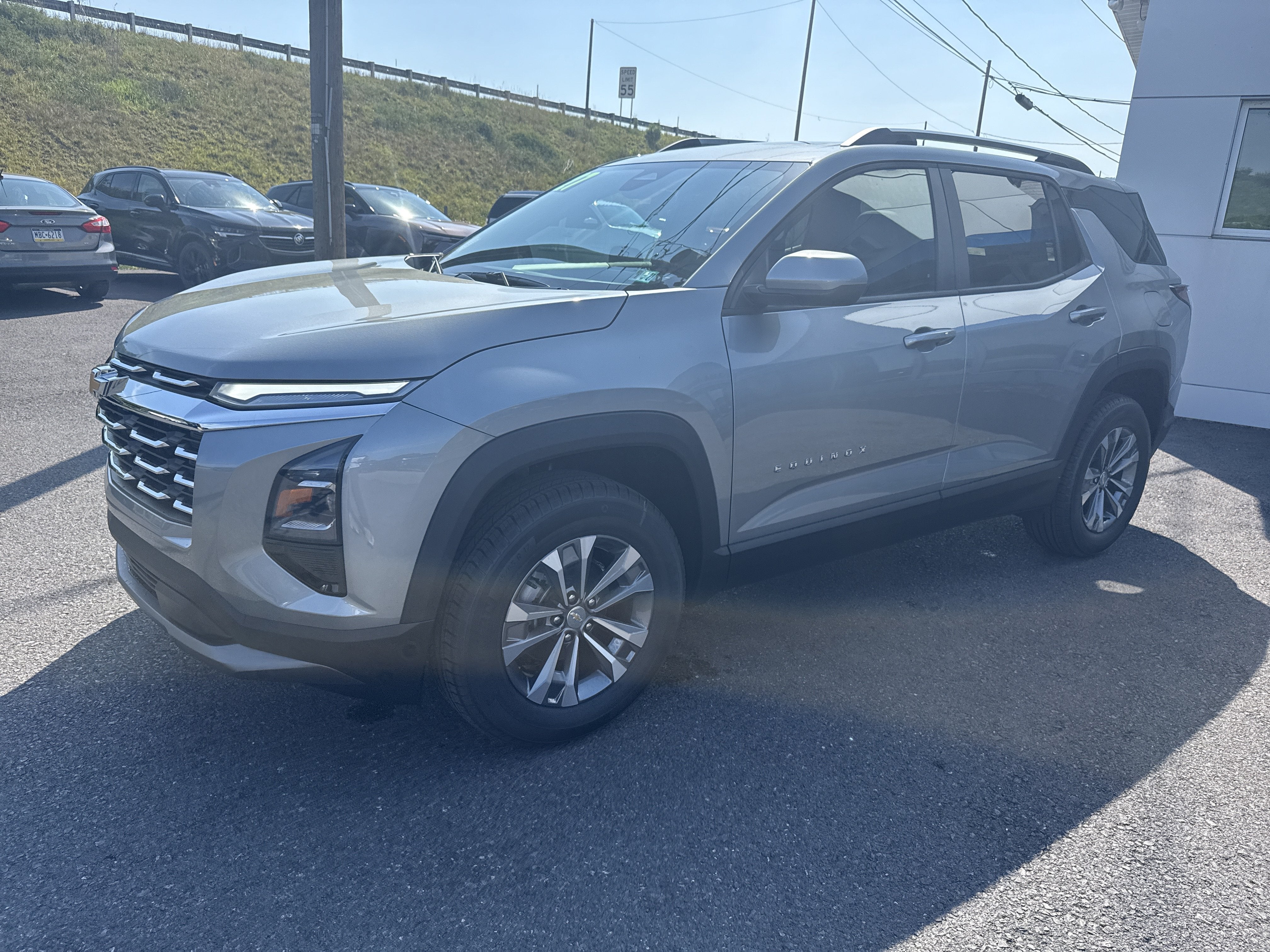 2027 Chevrolet Equinox LT