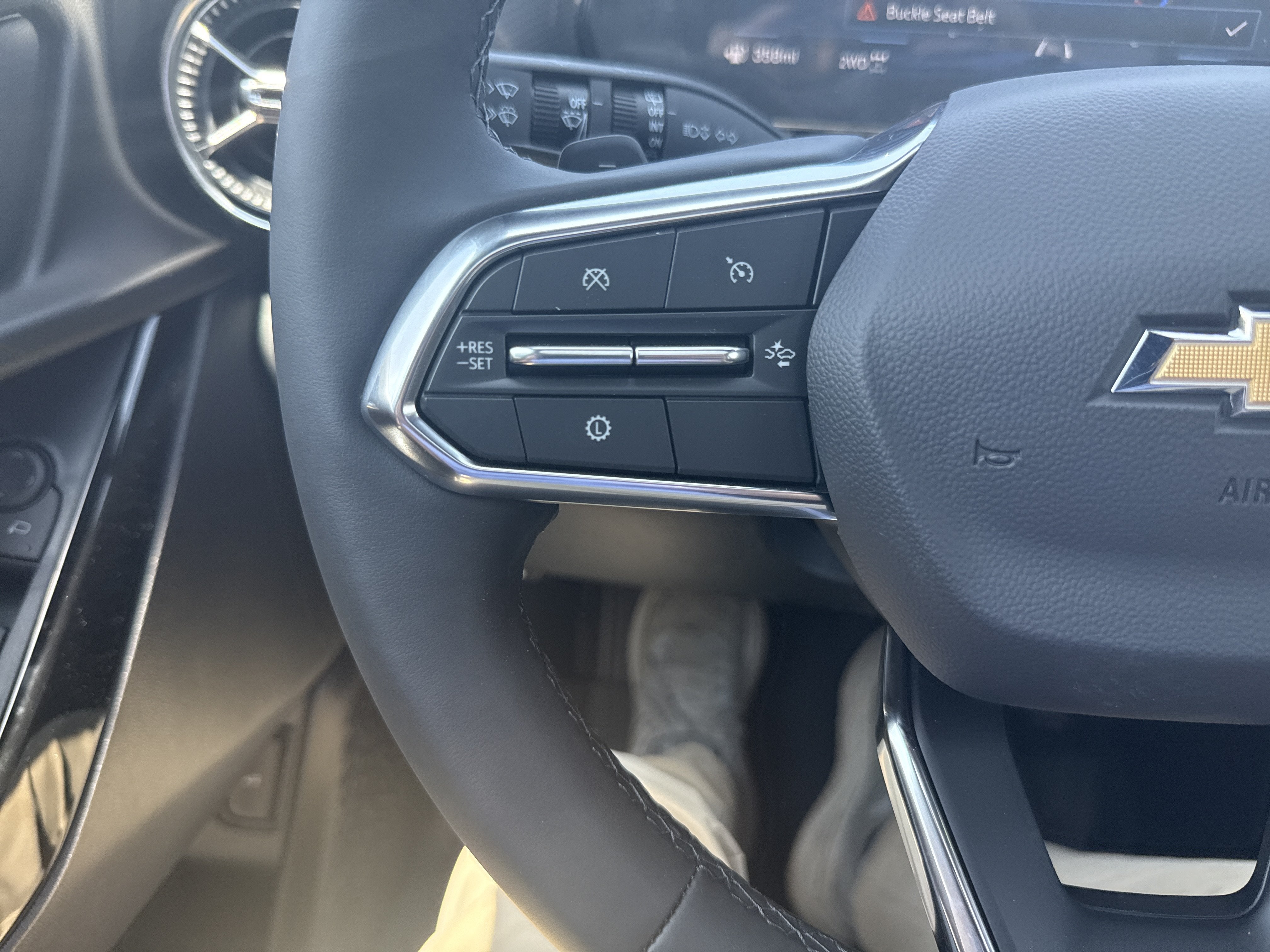 2027 Chevrolet Equinox LT - Photo 18