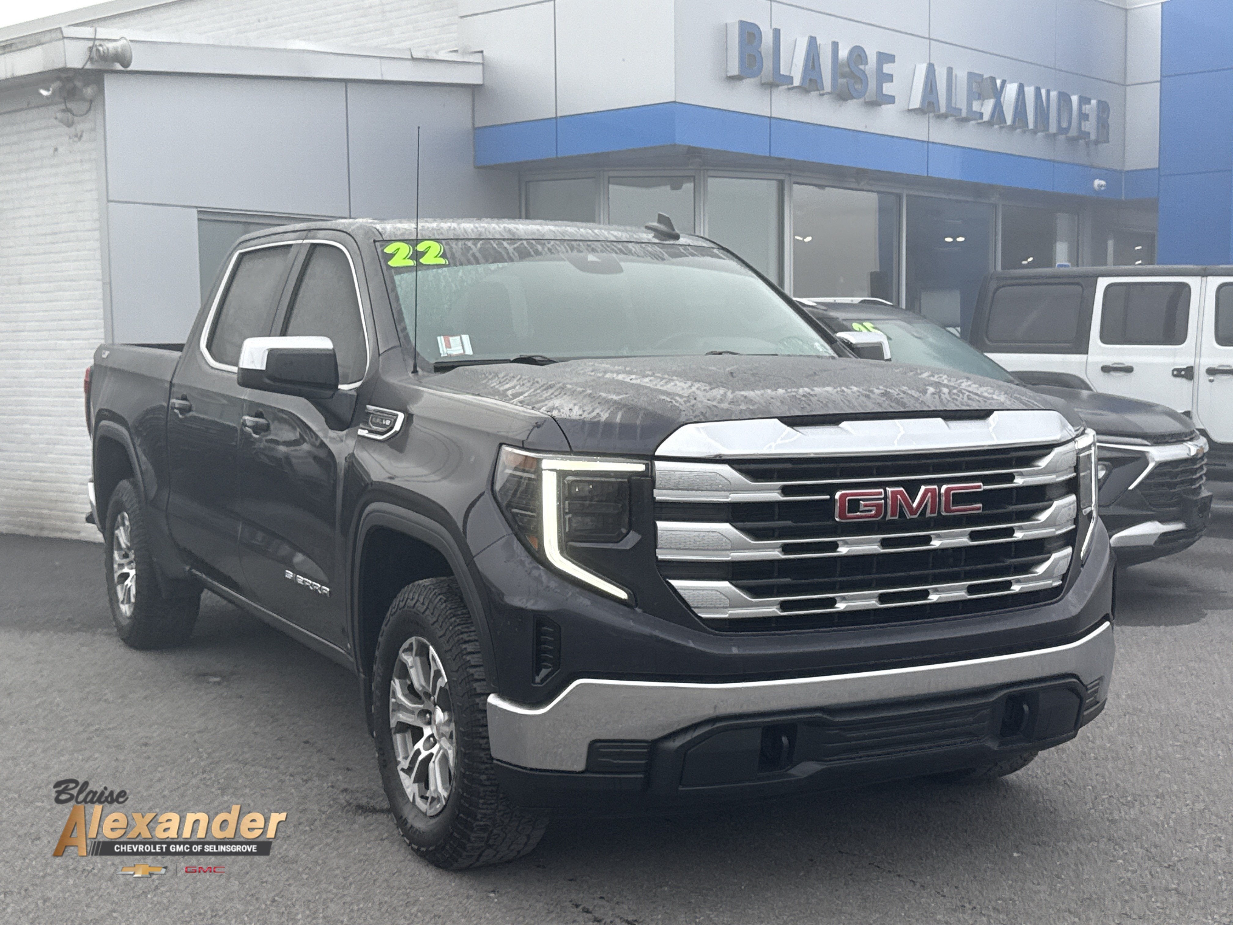 2022 GMC Sierra 1500 SLE