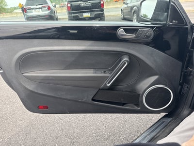 2014 Volkswagen Beetle Convertible 2.0T R-Line