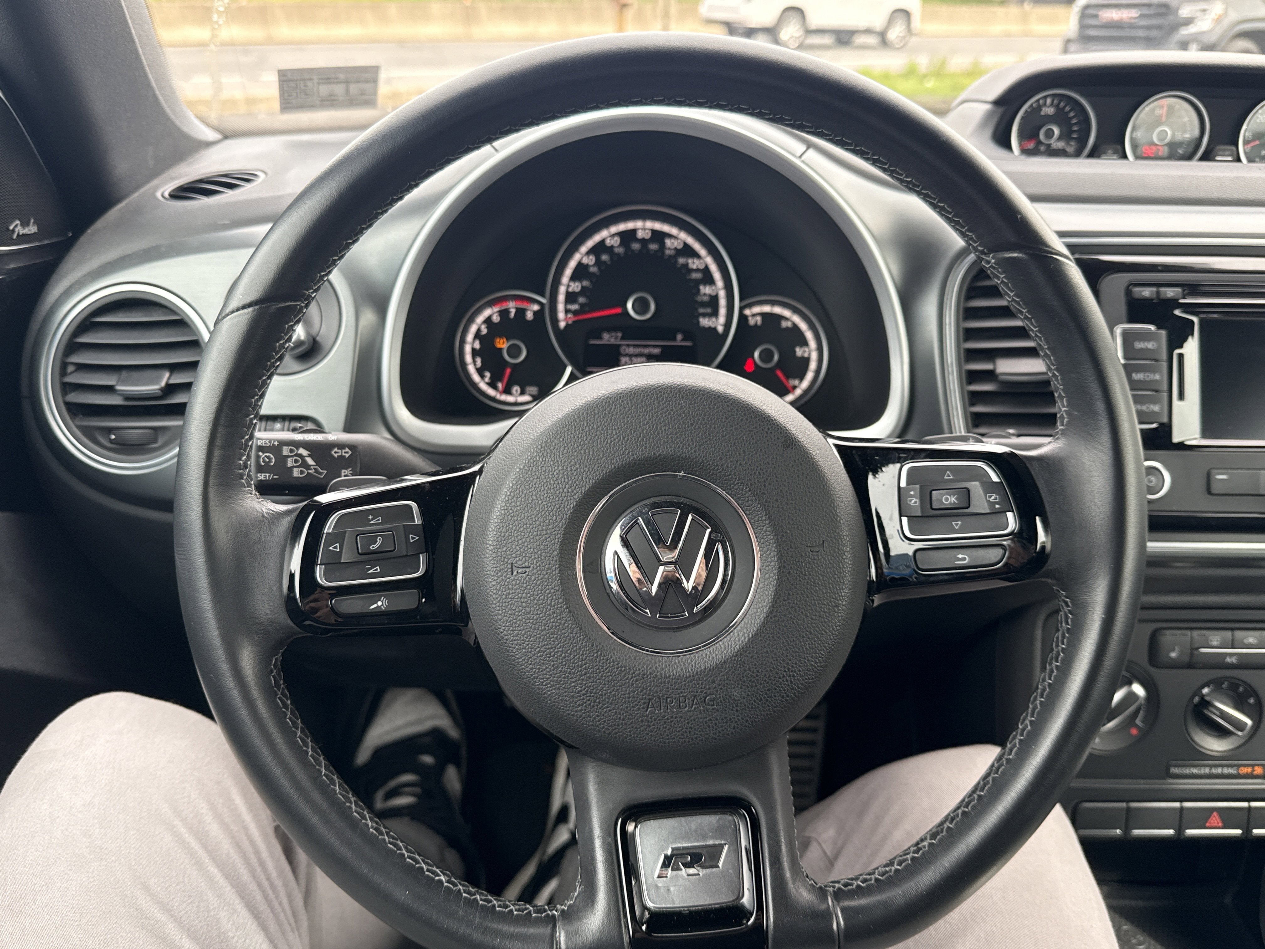 2014 Volkswagen Beetle Convertible 2.0T R-Line