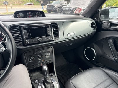 2014 Volkswagen Beetle Convertible 2.0T R-Line