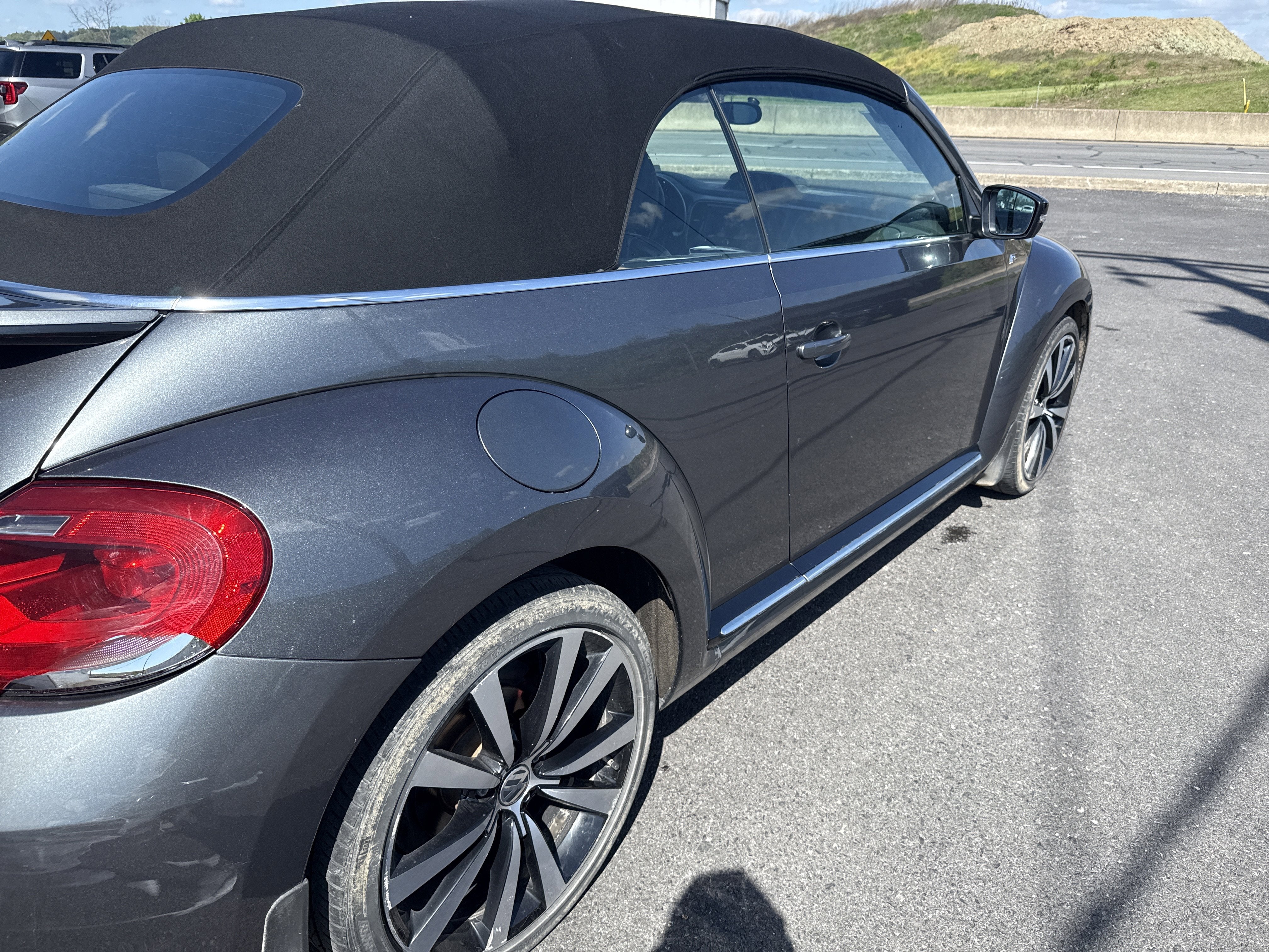 2014 Volkswagen Beetle Convertible 2.0T R-Line