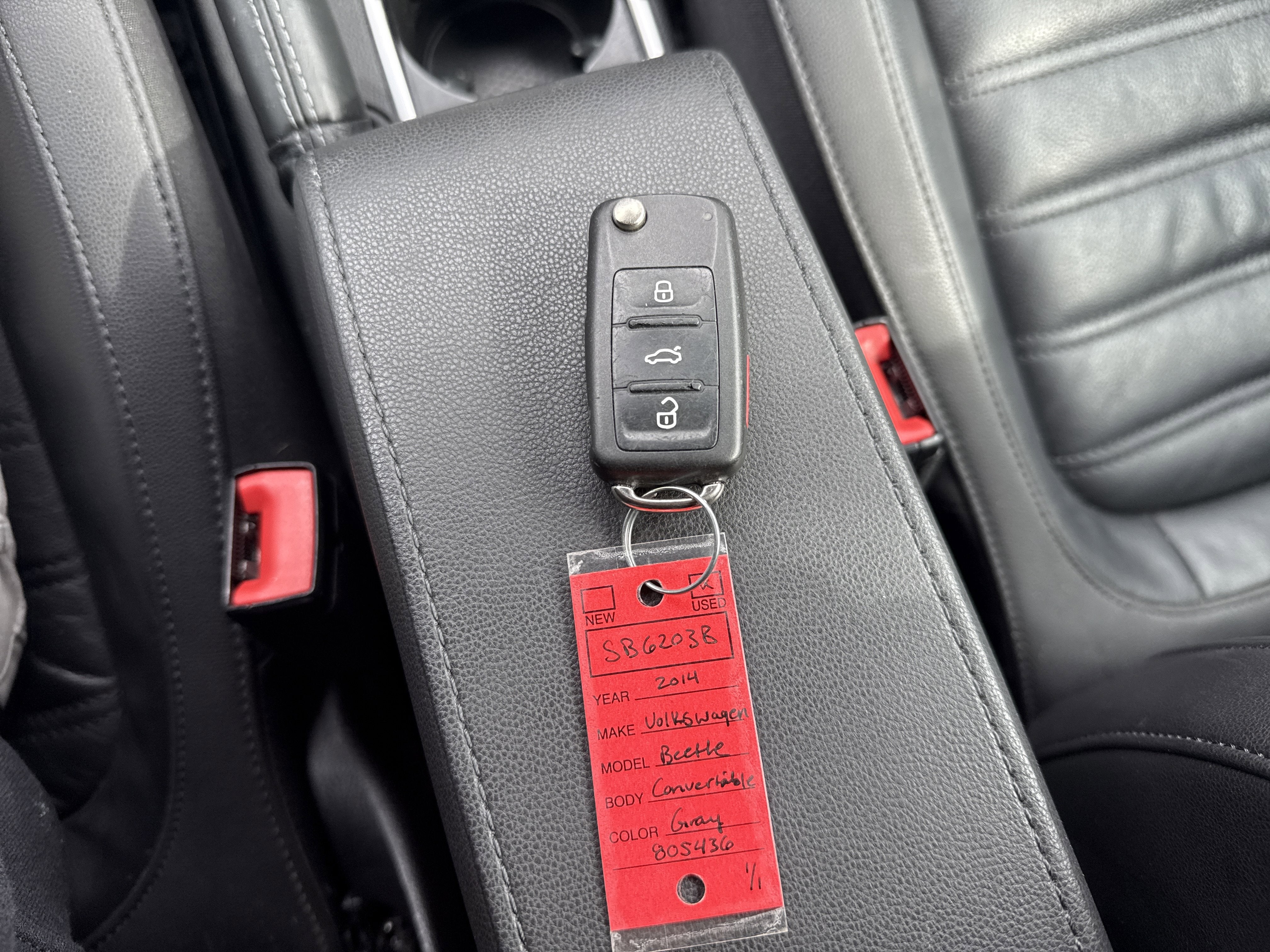 2014 Volkswagen Beetle Convertible 2.0T R-Line