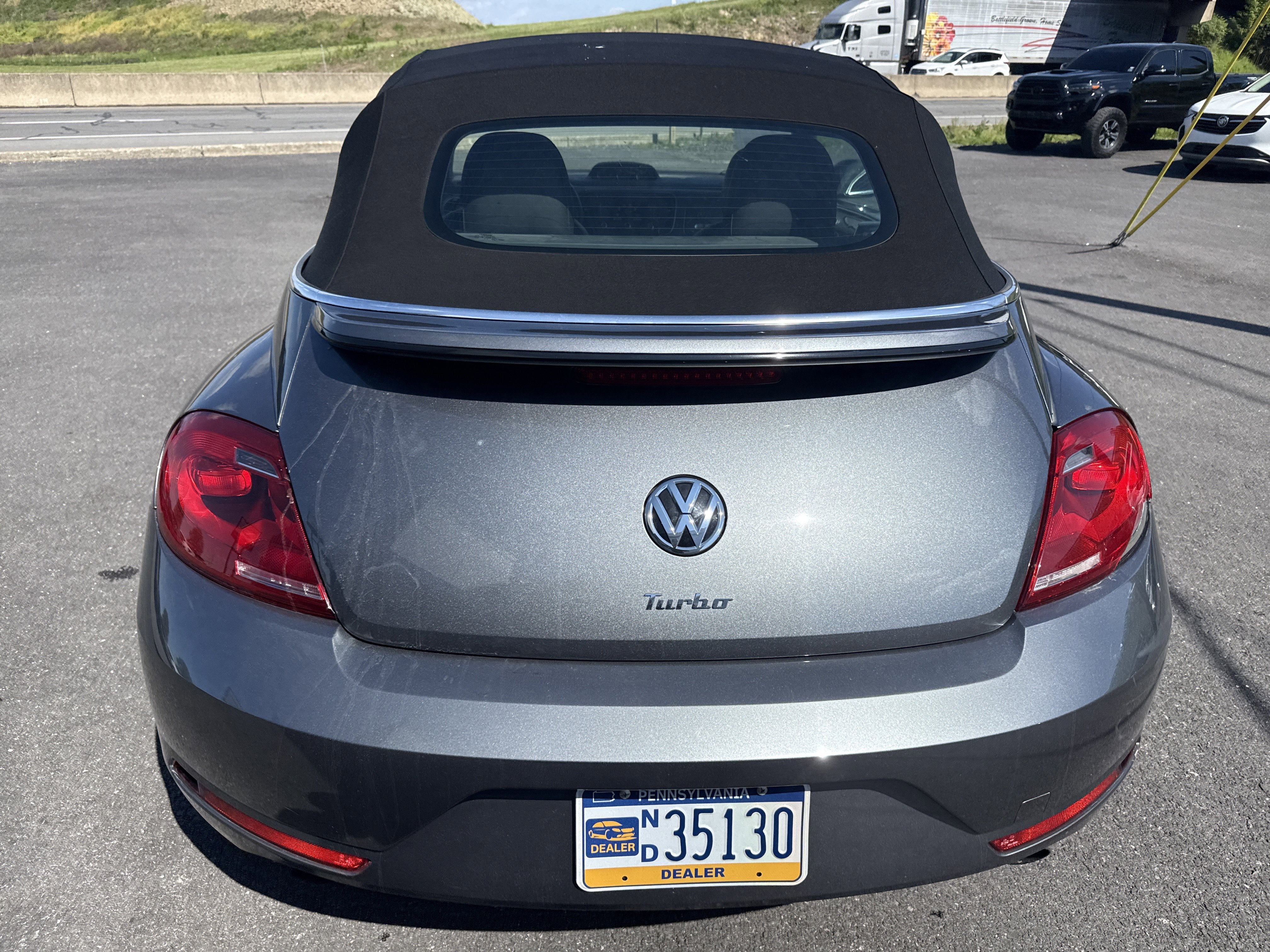 2014 Volkswagen Beetle Convertible 2.0T R-Line