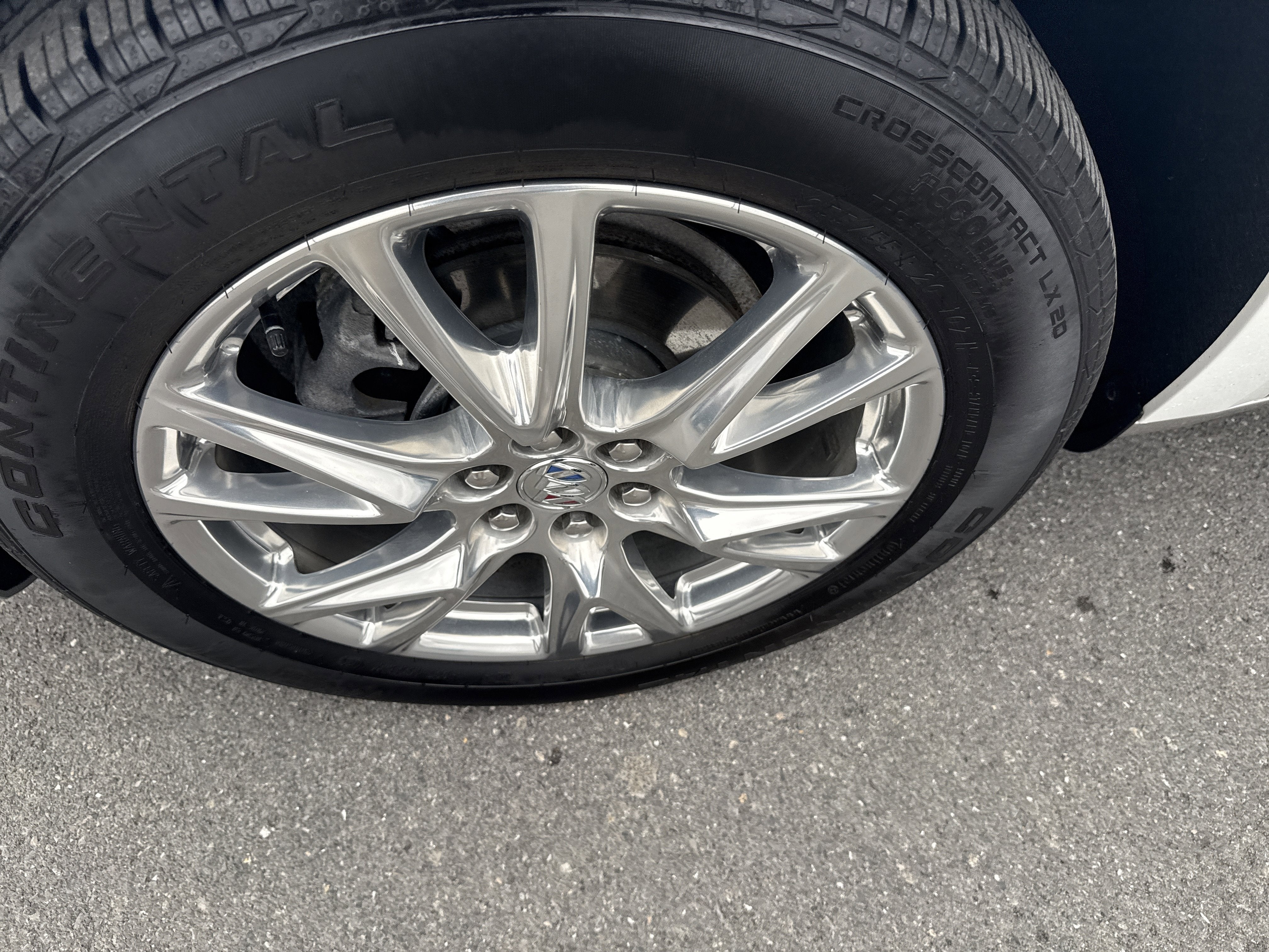 2023 Buick Enclave Premium