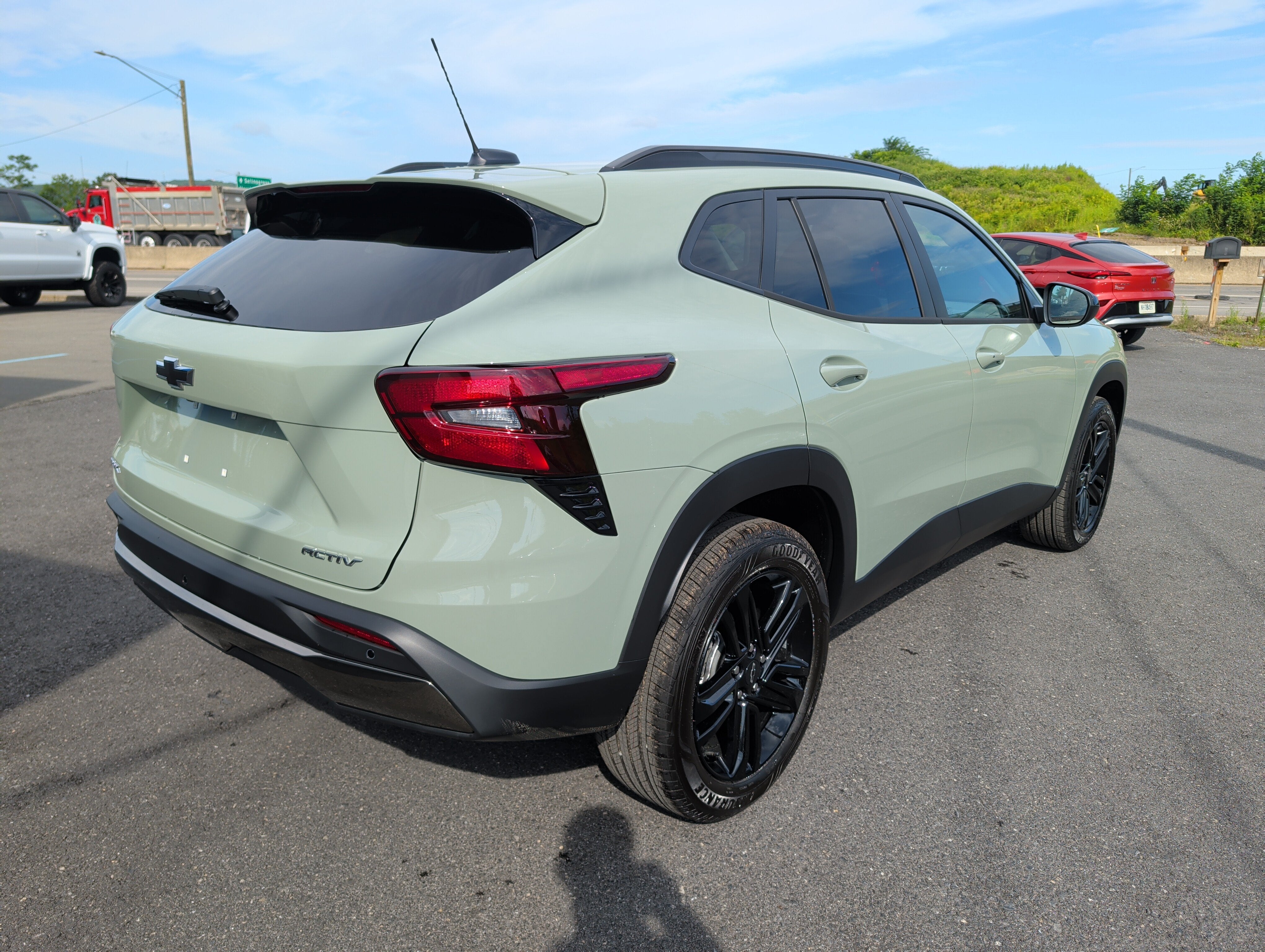 2026 Chevrolet Trax Activ - Photo 3