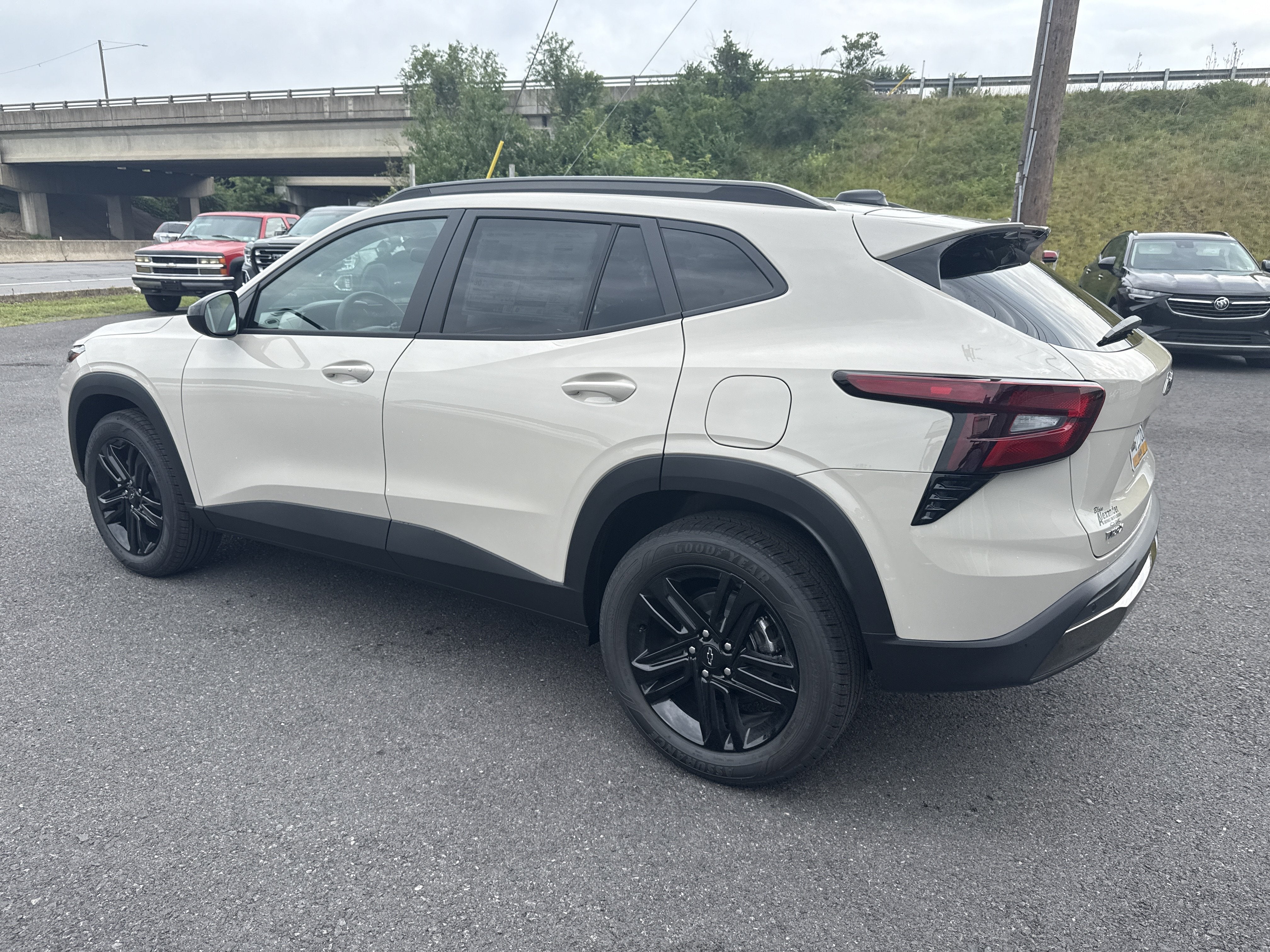 2026 Chevrolet Trax Activ - Photo 6