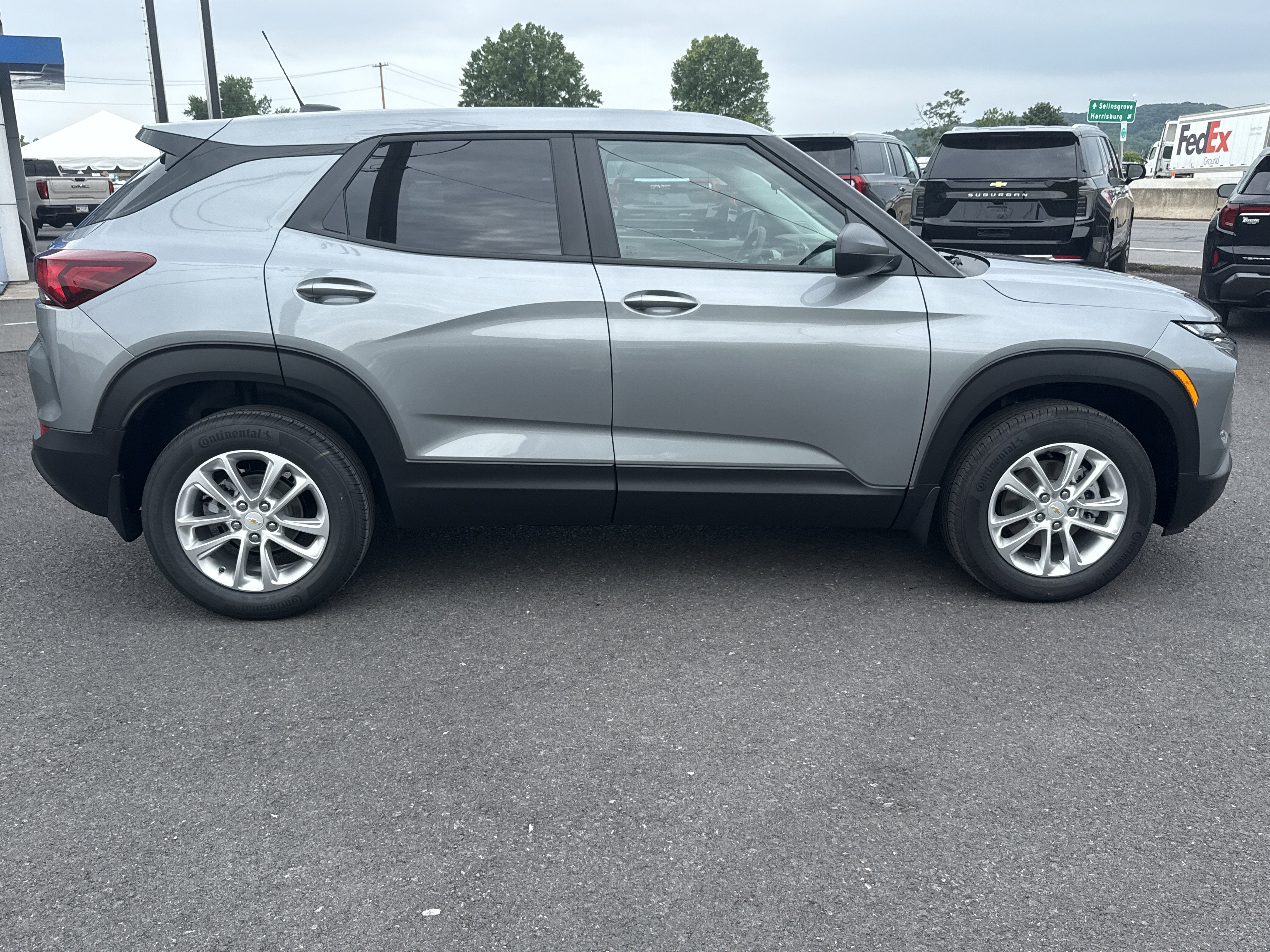 2026 Chevrolet Trailblazer LS - Photo 2