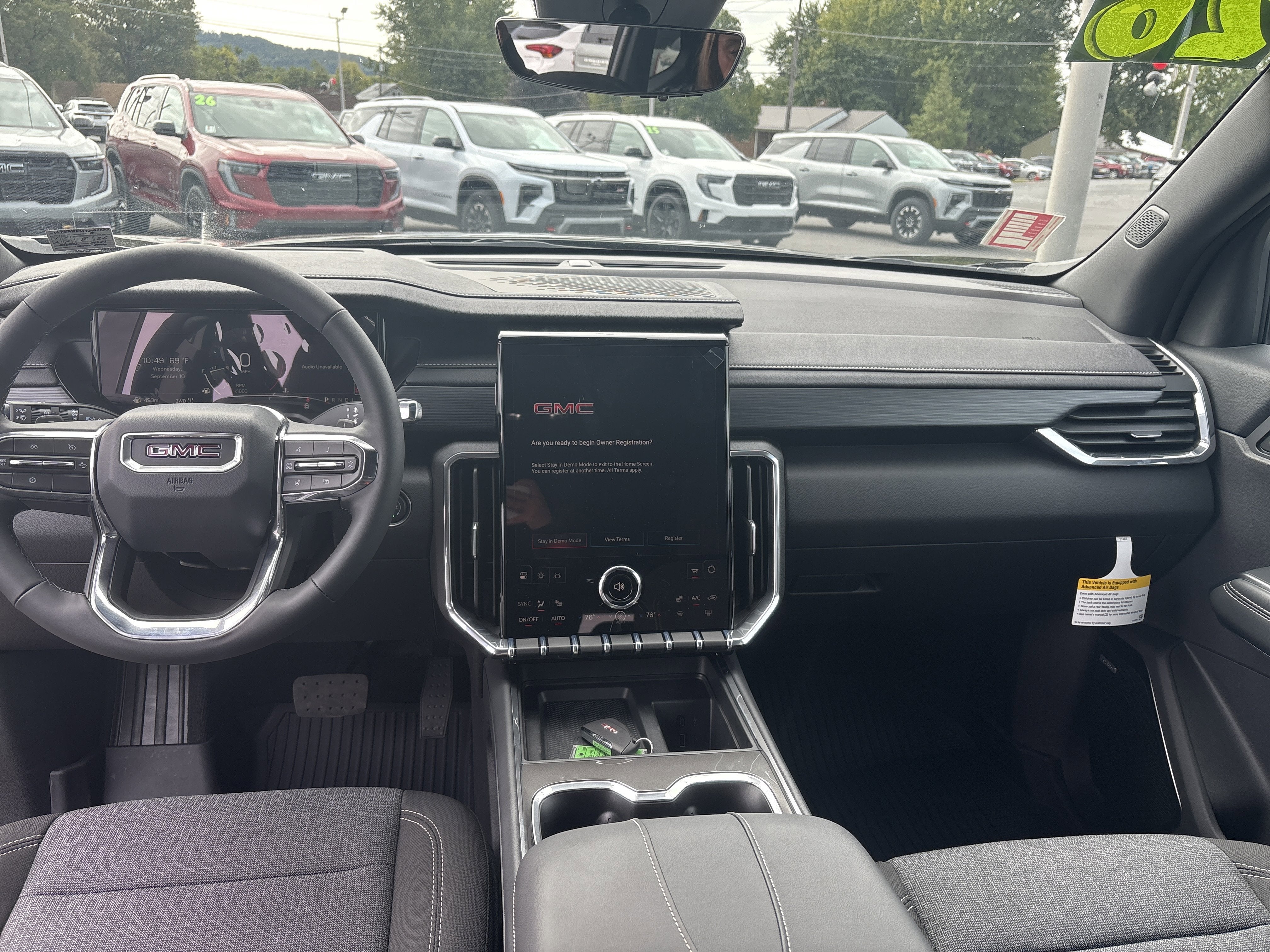 2026 GMC Acadia Elevation