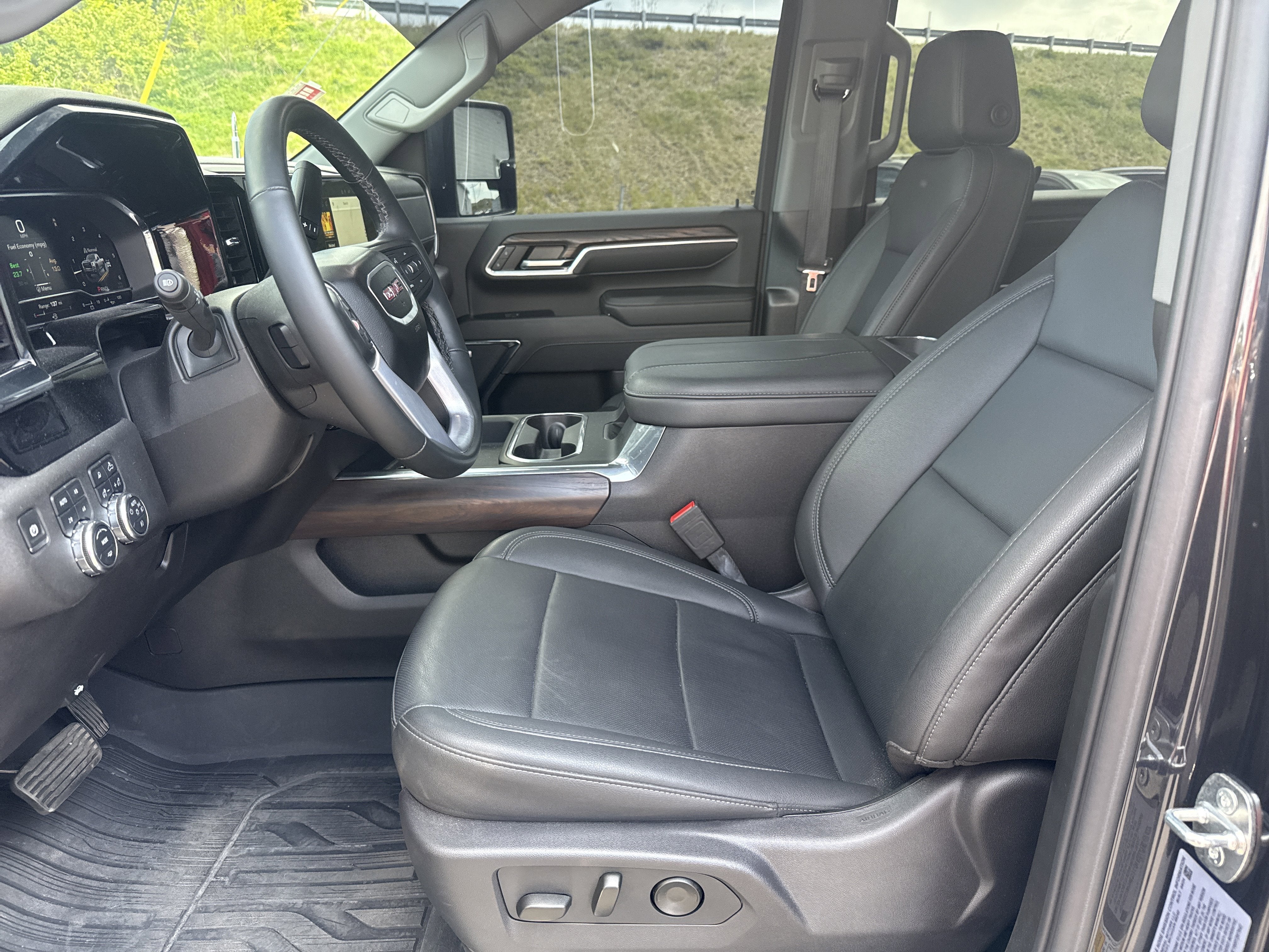 2024 GMC Sierra 2500 HD SLT